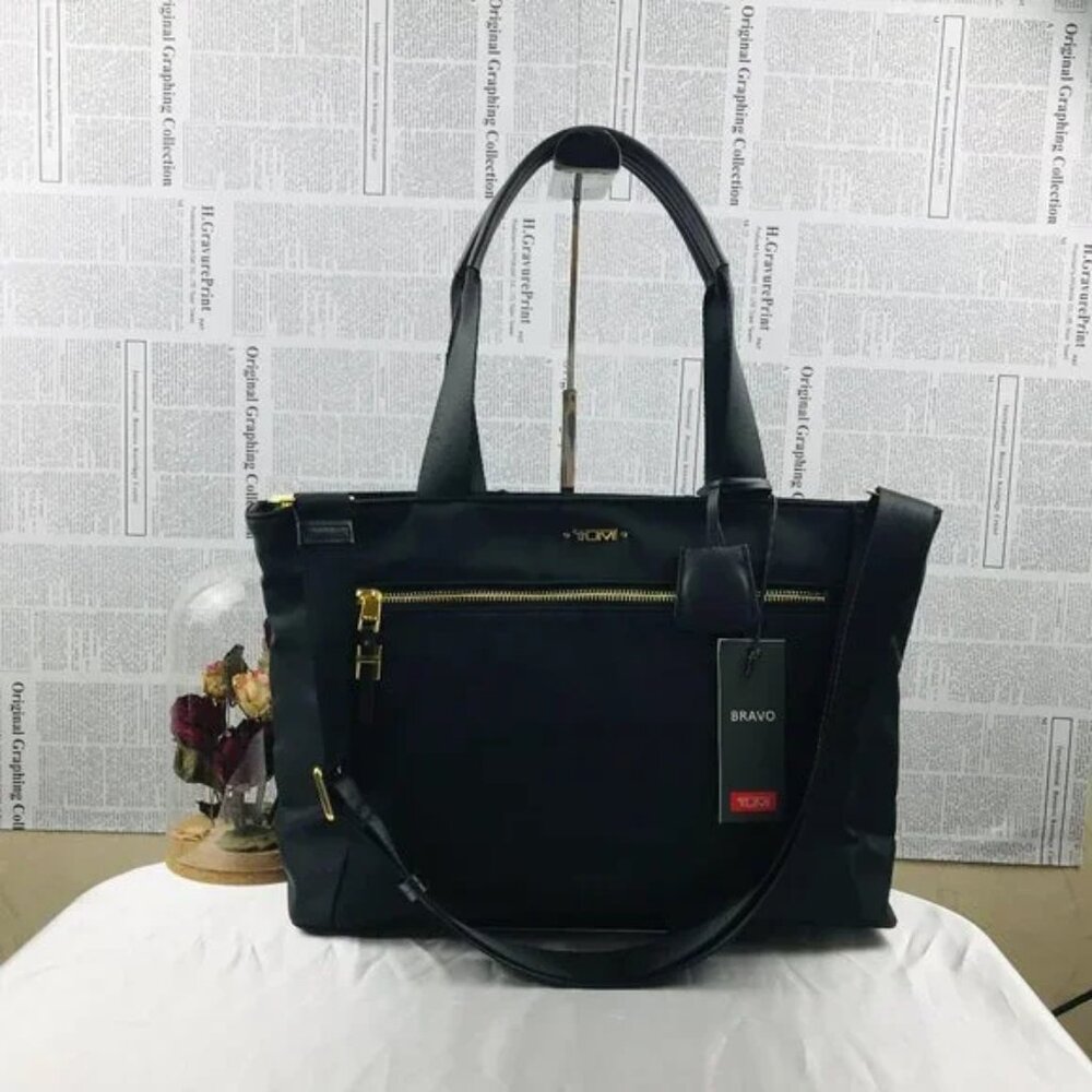 TUMI Voyageur Sidney Nylon Business Tote/Laptop bag